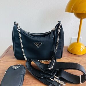Prada Re-Edition 2005 Re-Nylon and Saffiano mini bag!